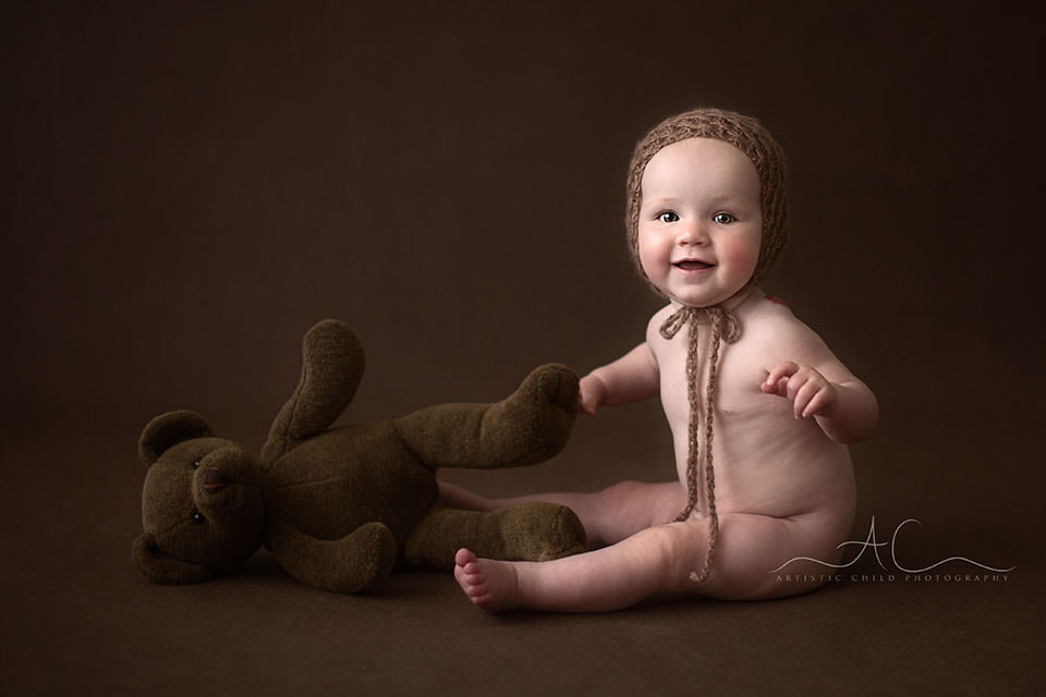 South East London Baby Photo Session | Saffron 11 baby girl smiling for the photo | London