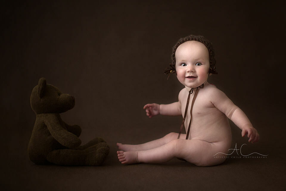 South East London Baby Photo Session | Saffron 5 South East London Baby Photo Session | 8 months old baby girl with teddy bear