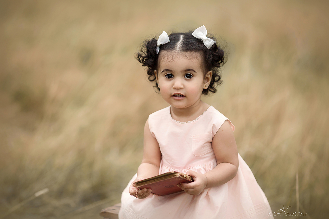 2022 Magical End Of Summer London Child Mini Sessions 20 Children Summer Photos19