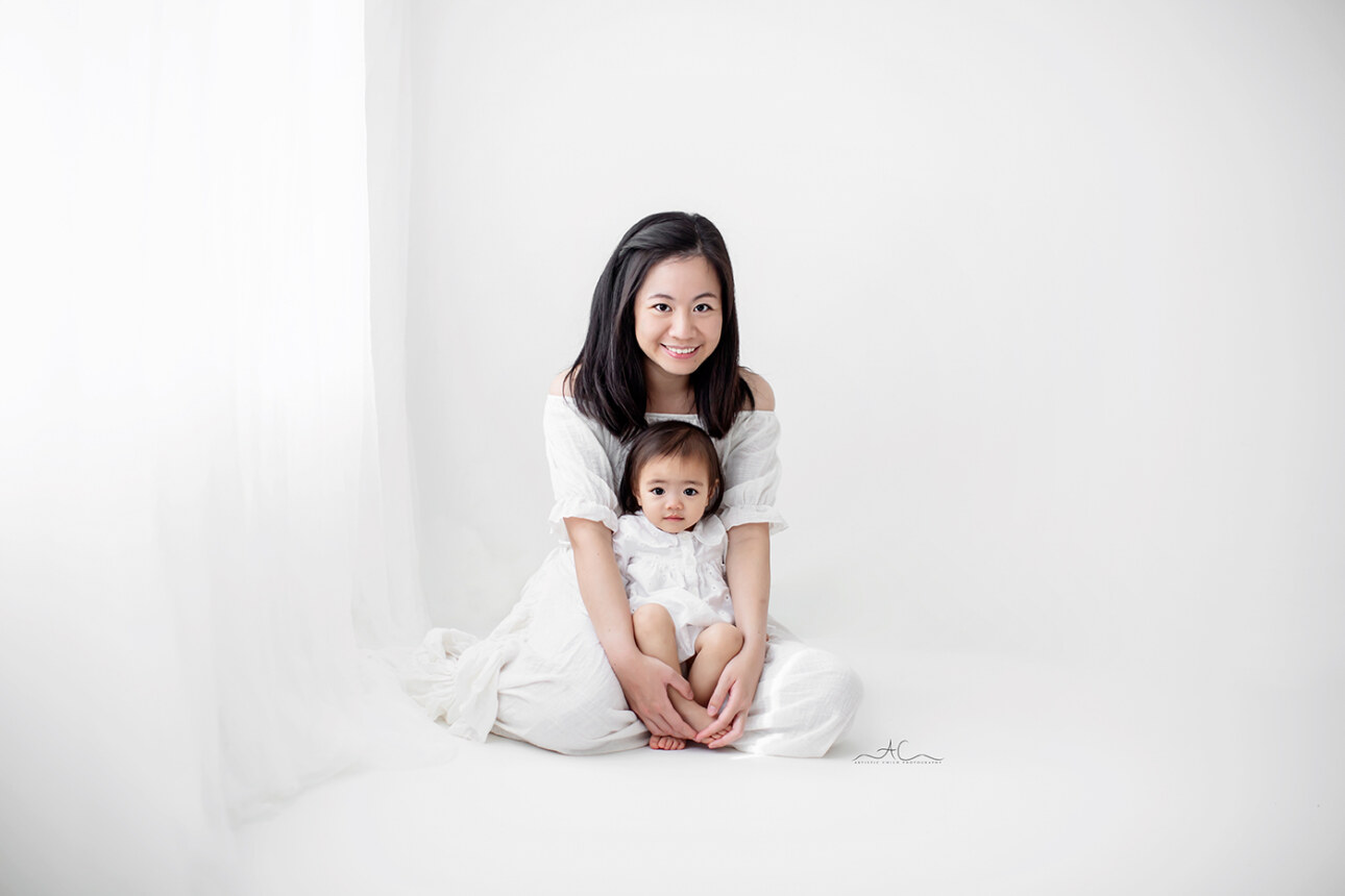 Beautiful Mother's Day Mini Sessions London 2024 8 Hailey Auston 09