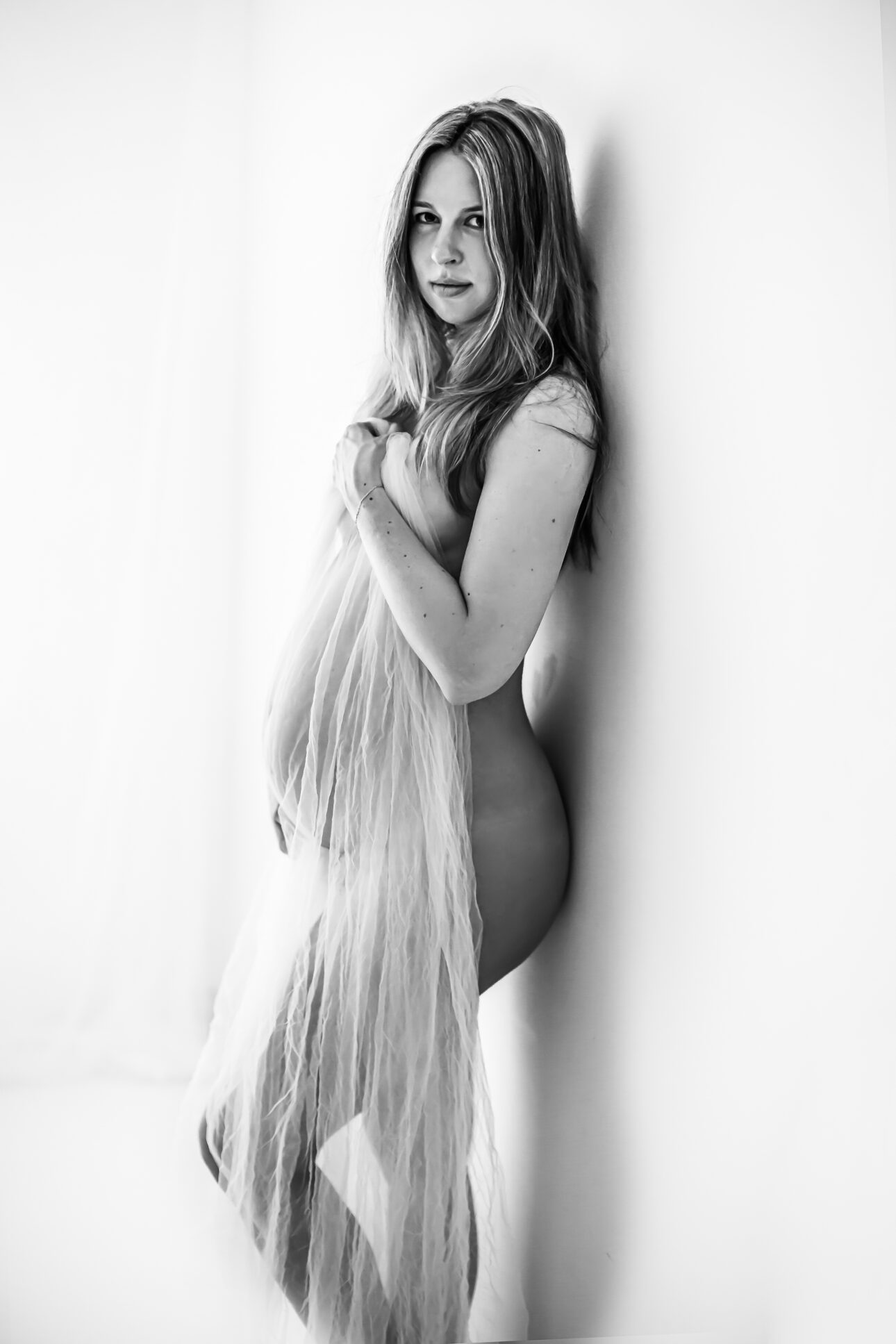 London Maternity Photography 7 London Maternity Photographer | stunning black and white covered nudity portrait of a pregnant woman